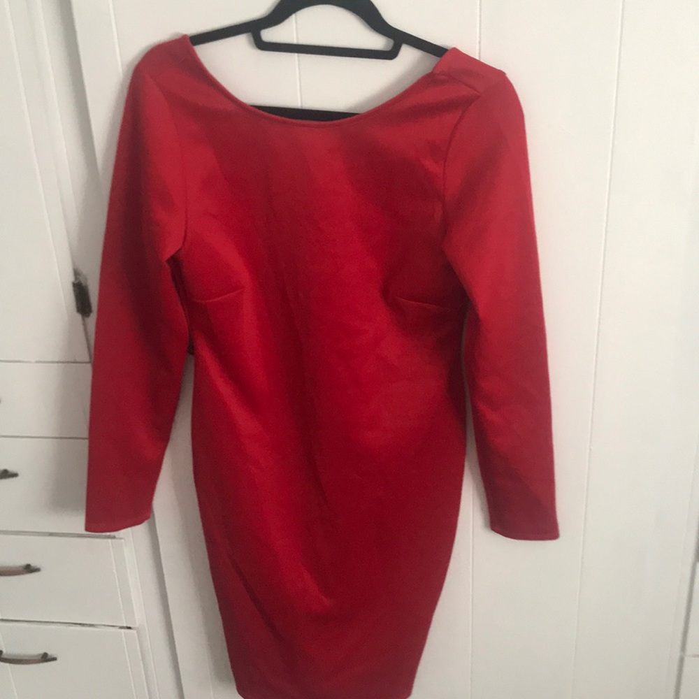 scoop back bodycon dress